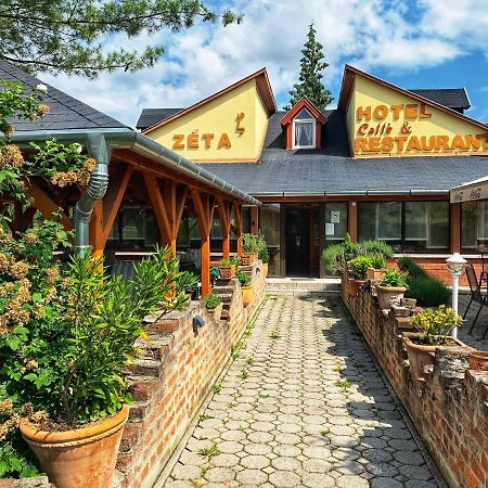Hotel Zeta لينتي المظهر الخارجي الصورة